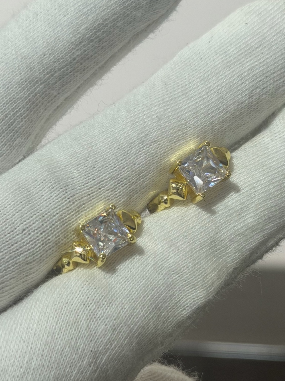 New Gold Tone Stud Earrings Sensitive Ears Hypoallergenic Brass Princess Cut CZ
